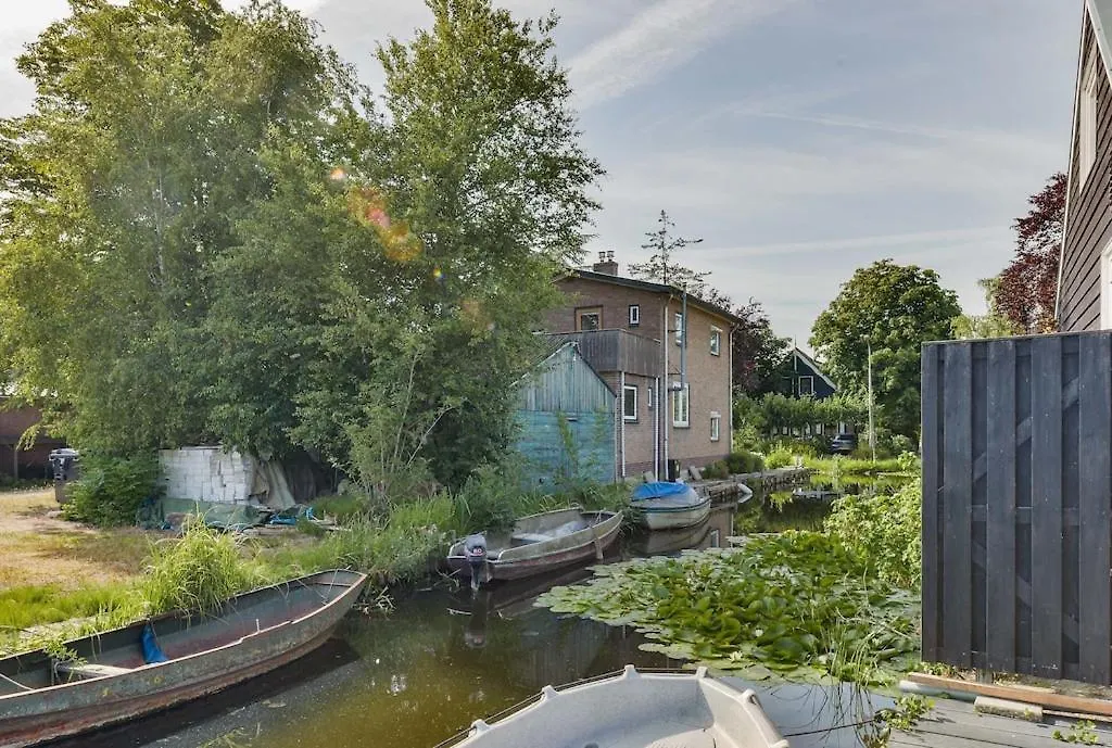 Woonark Westeinder With Kayaks Close To Schiphol Airport Aalsmeer 0*,