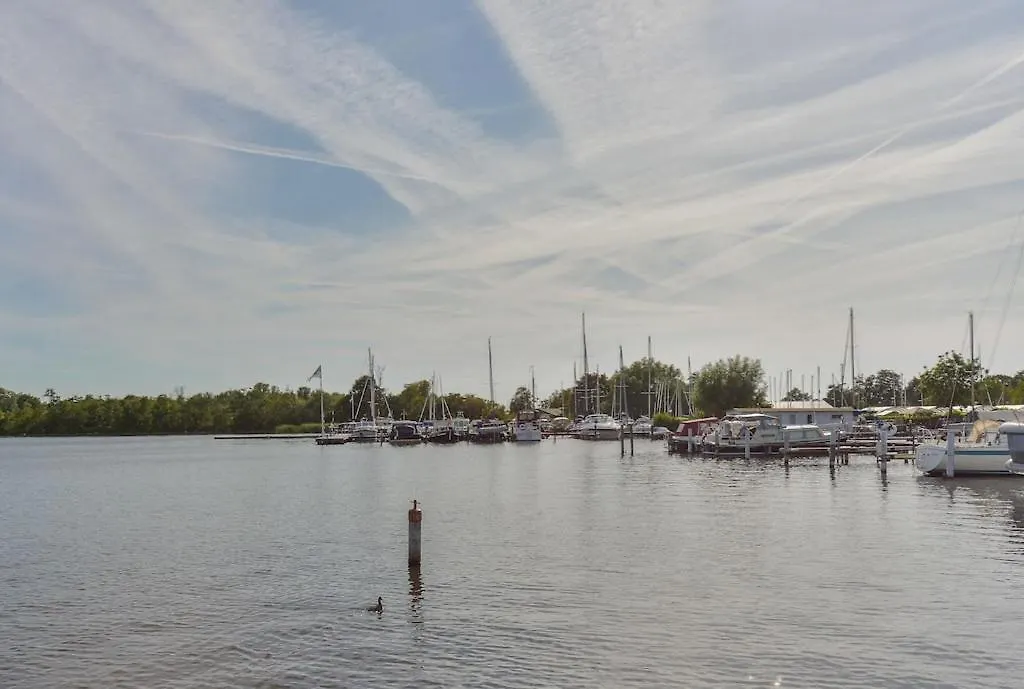 Apartment Woonark Westeinder With Kayaks Close To Schiphol Airport Aalsmeer