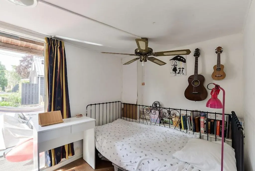 Apartment Woonark Westeinder With Kayaks Close To Schiphol Airport Aalsmeer Netherlands